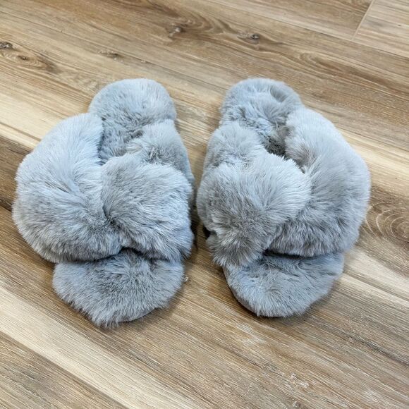 LOFT Cozy Gray Women's Slippers Size 7-8 - Picture 1 of 5